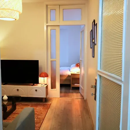 Modern In The Heart Of Kadikoey *