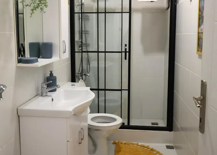 Modern In The Heart Of Kadikoey * Istanbul